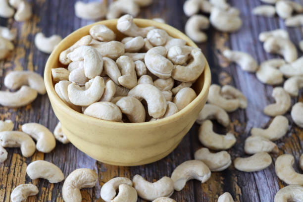 قیمت خرید بادام هندی اعلا + فروش ویژه